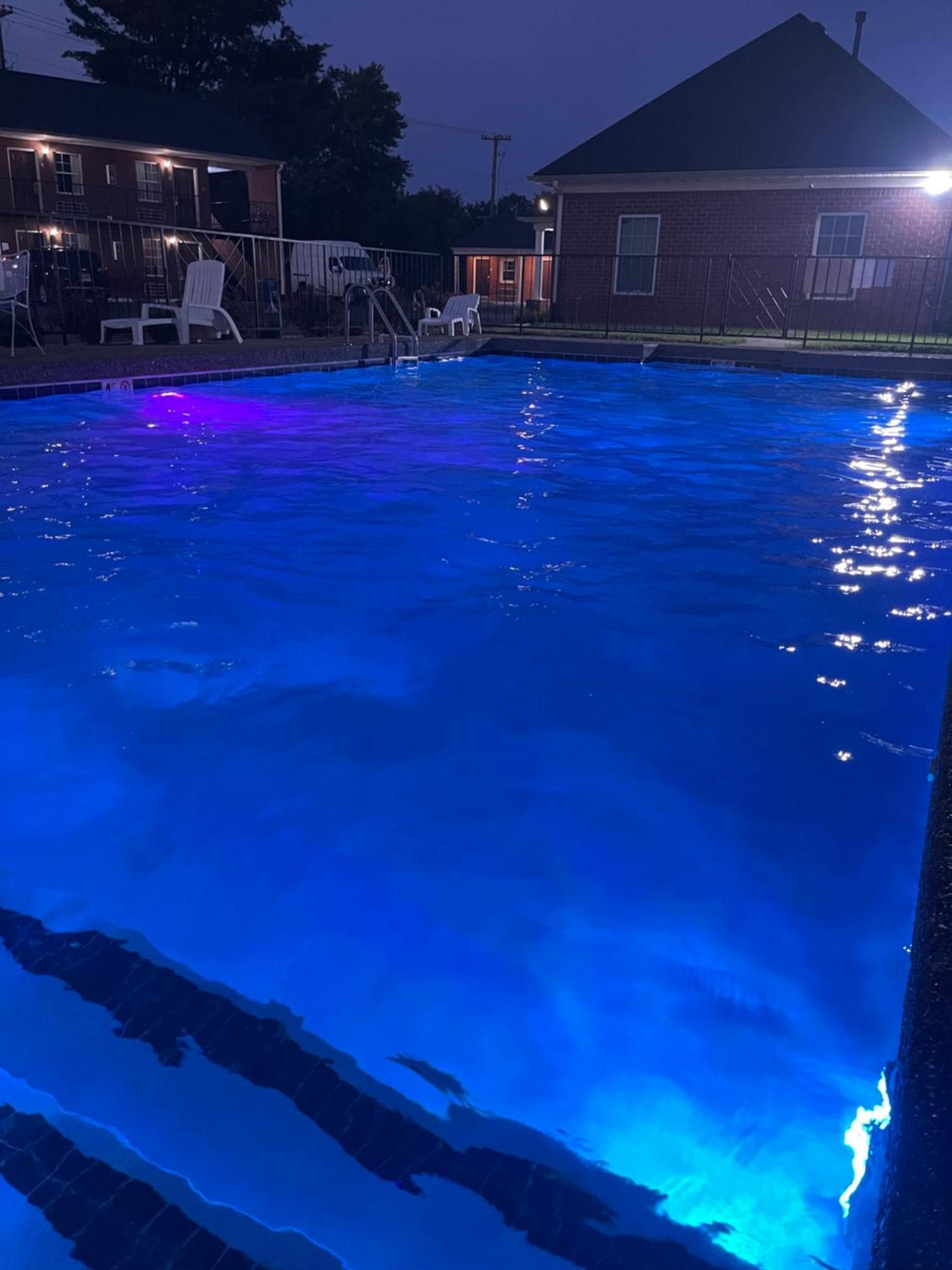 Bourbon Capital Inn バーズタウン エクステリア 写真